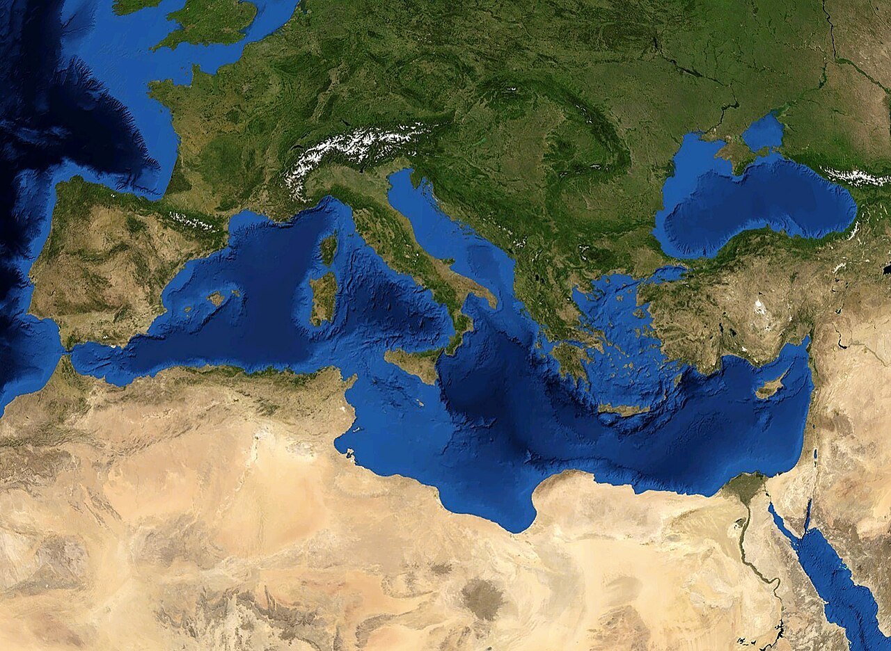 20,800 of 31,100 Child Migrants to Europe in 2025 Traveled Without an Adult