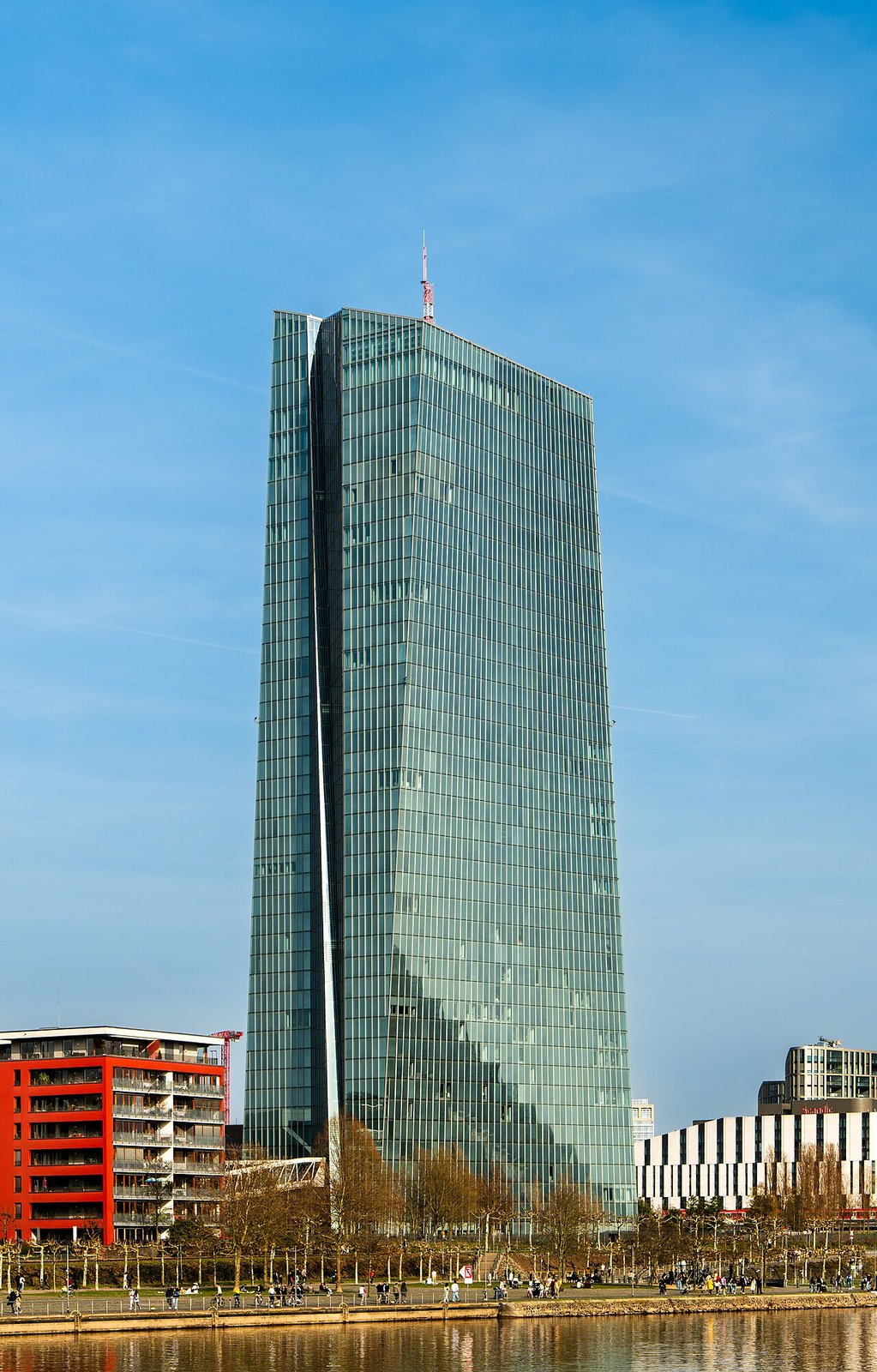 €26.4 Billion Loss: Norway's Wealth Fund Pays for Its Bond Bet