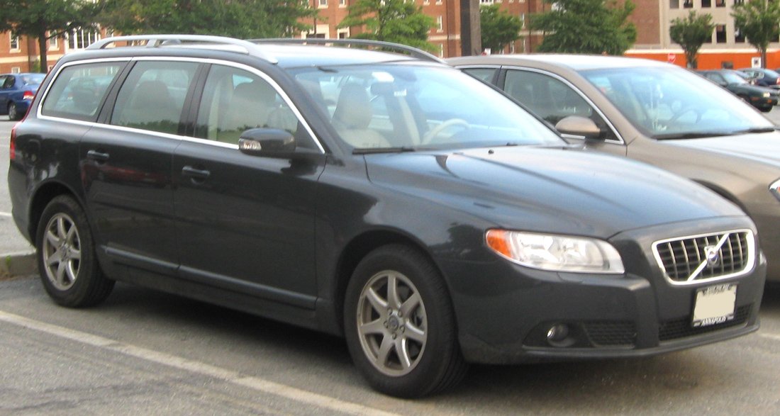 2,500 Jobs Cut as Volvo Cars Posts 5.6 Billion Kronor Q3 Loss